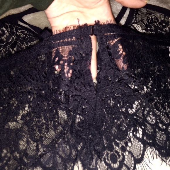 CCO Restocked💘 NEW Black Lace Bralette - Picture 3 of 5